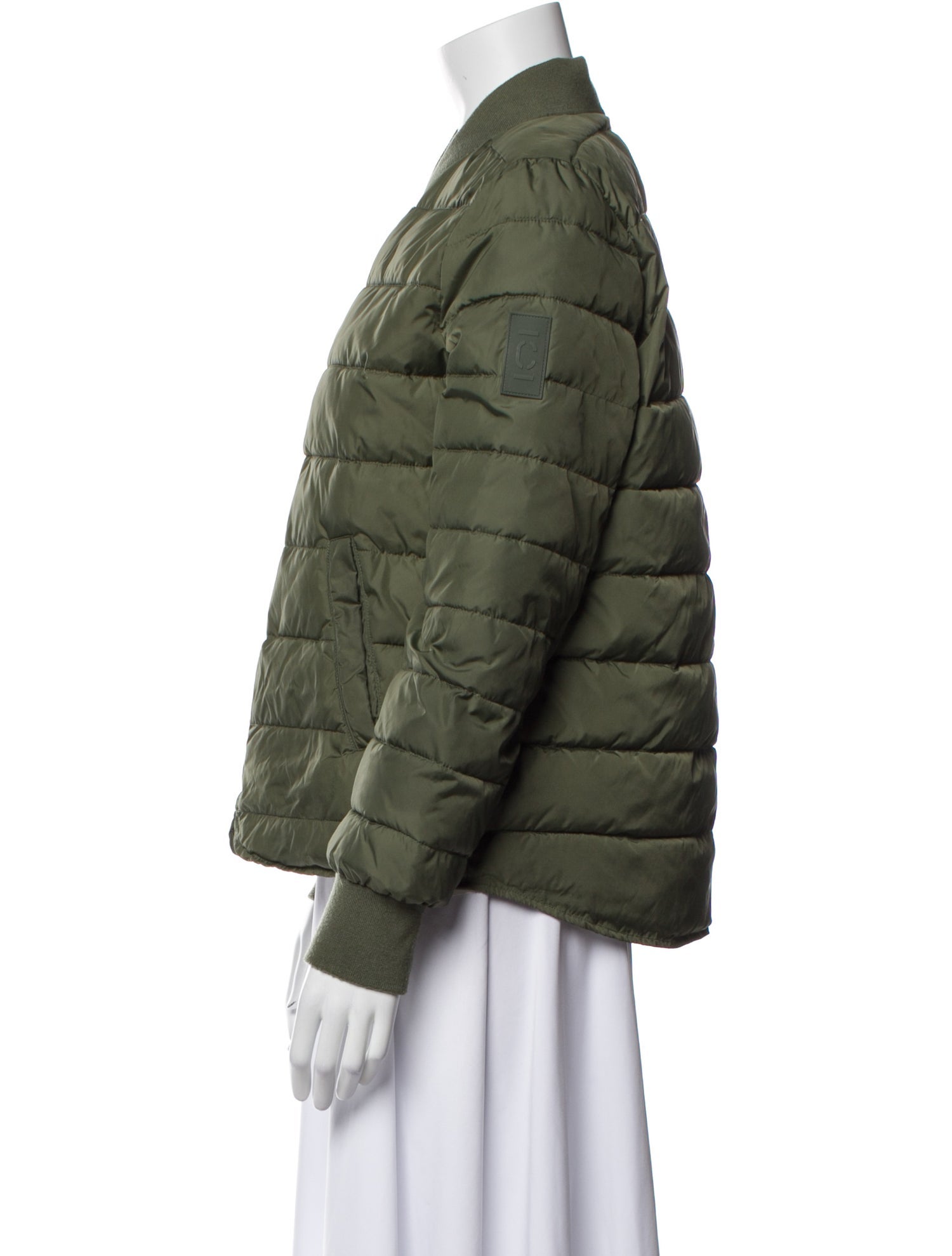 Closed Nylon Coat