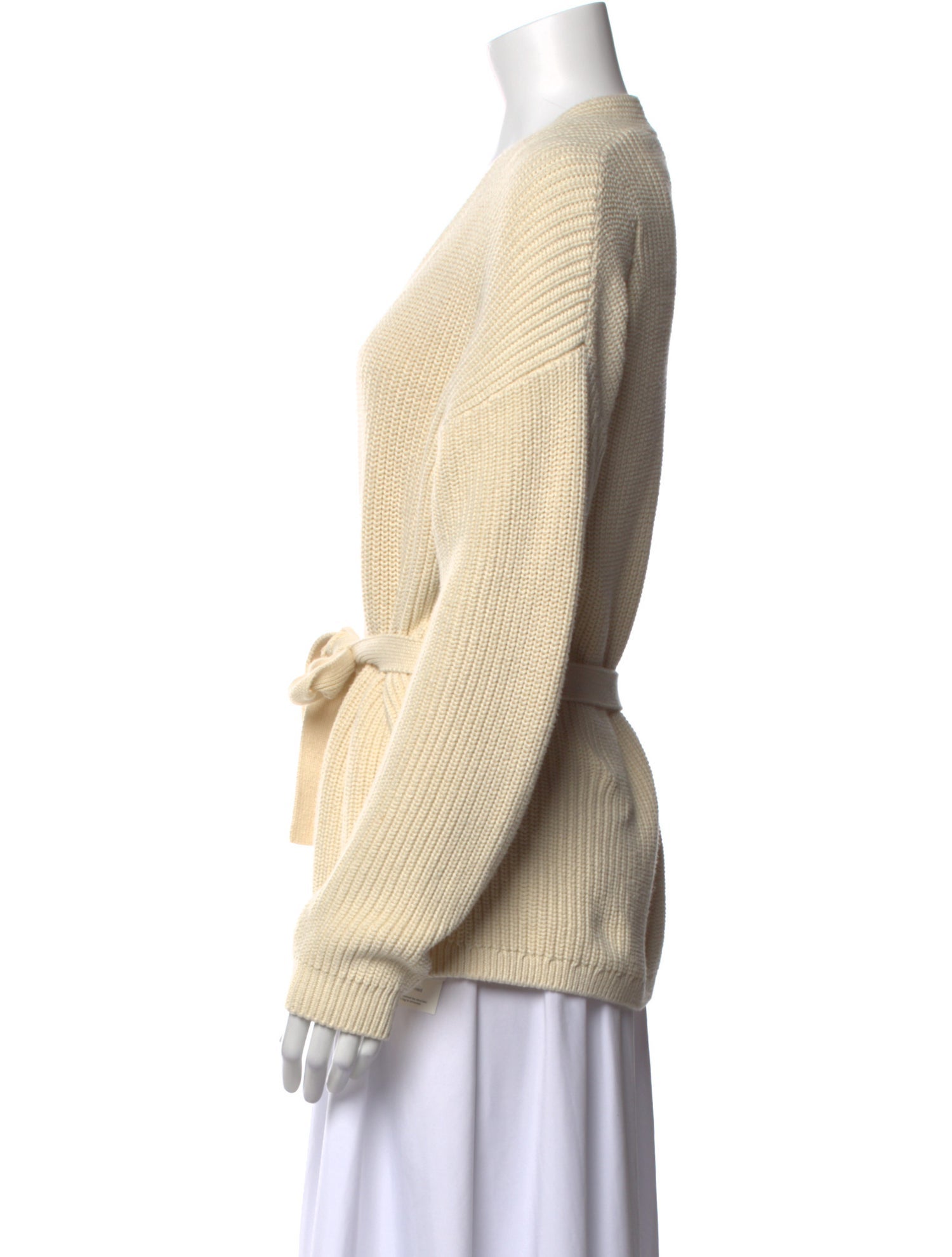 Closed V-Neck Sweater