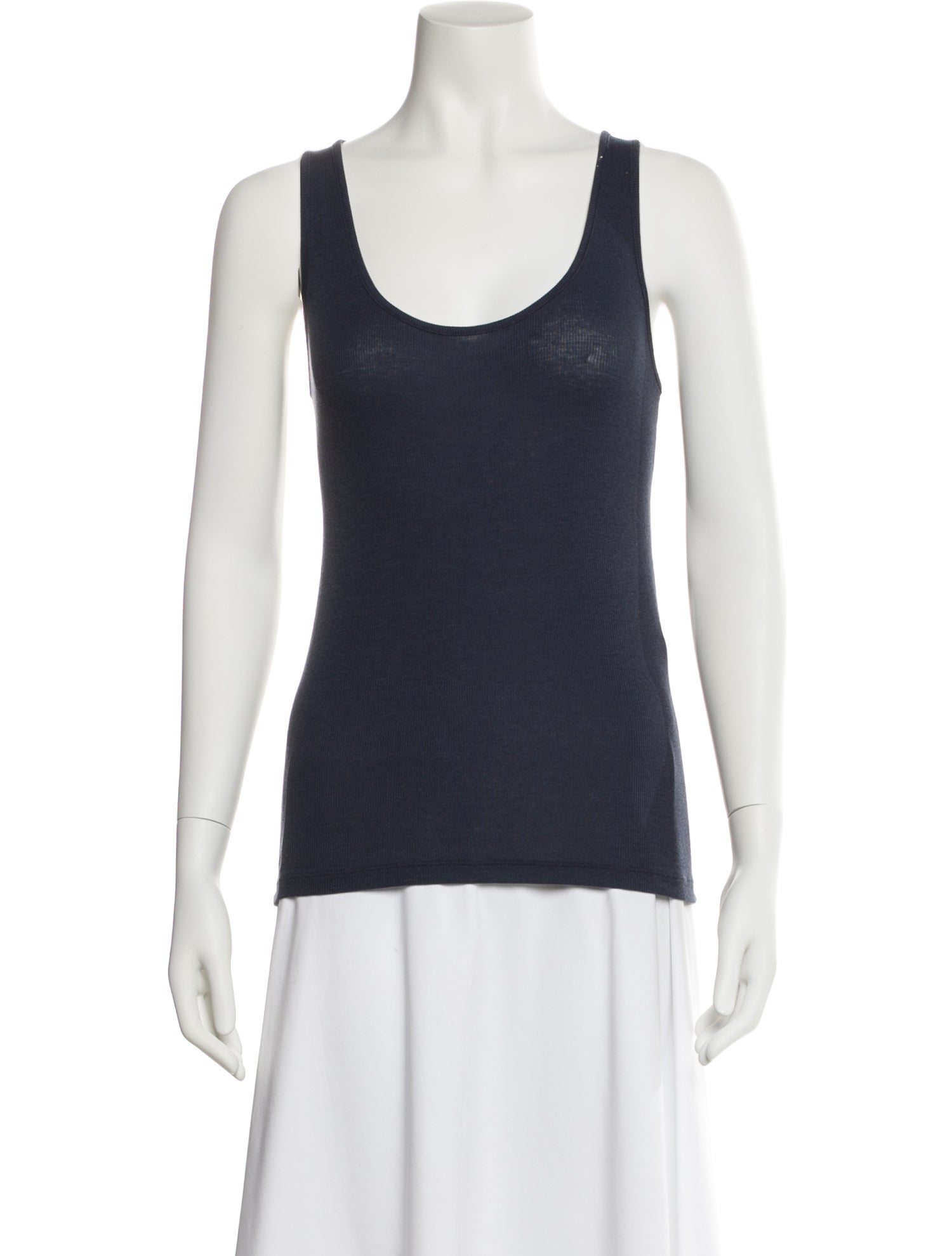 Closed Scoop Neck Sleeveless Top
