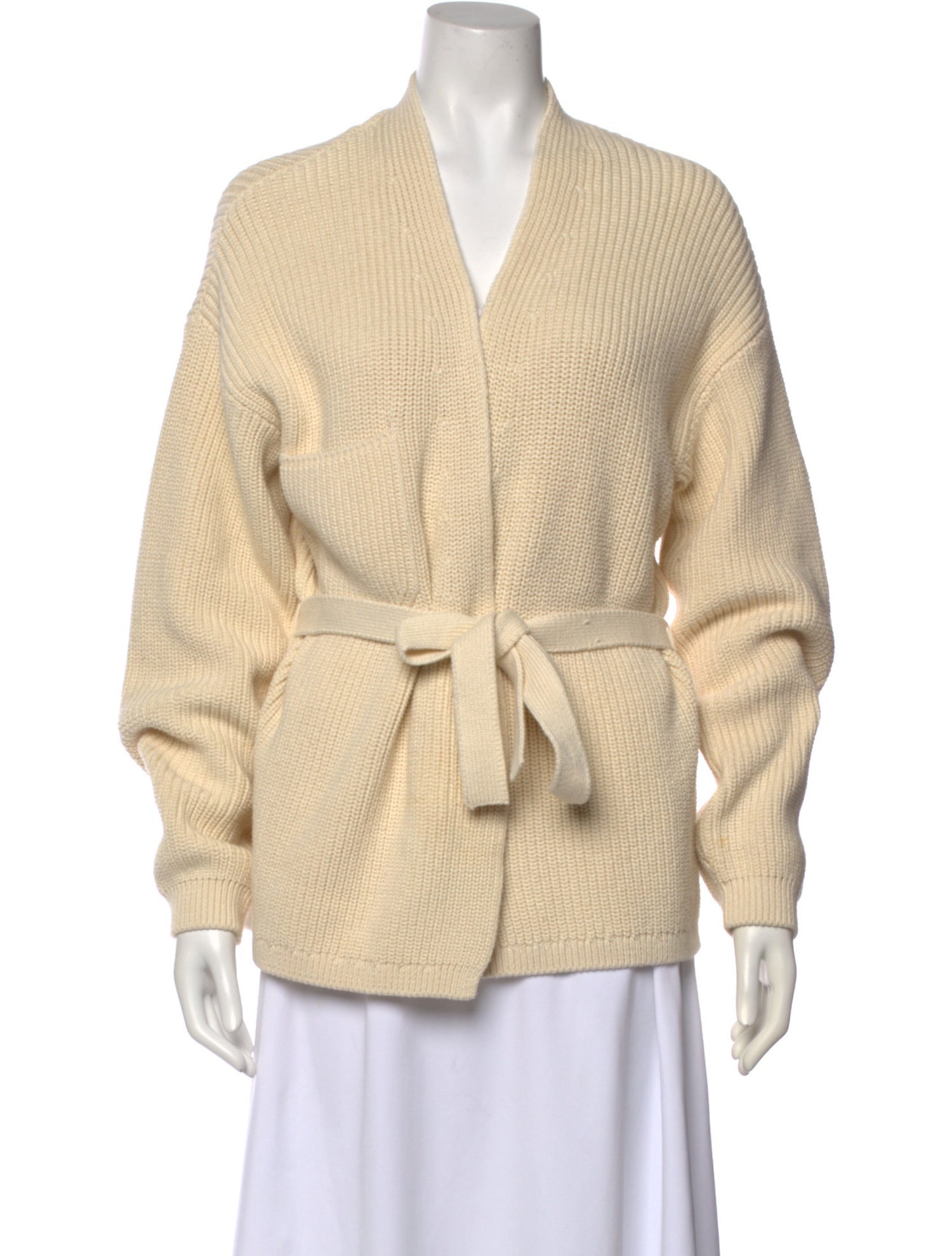 Closed V-Neck Sweater