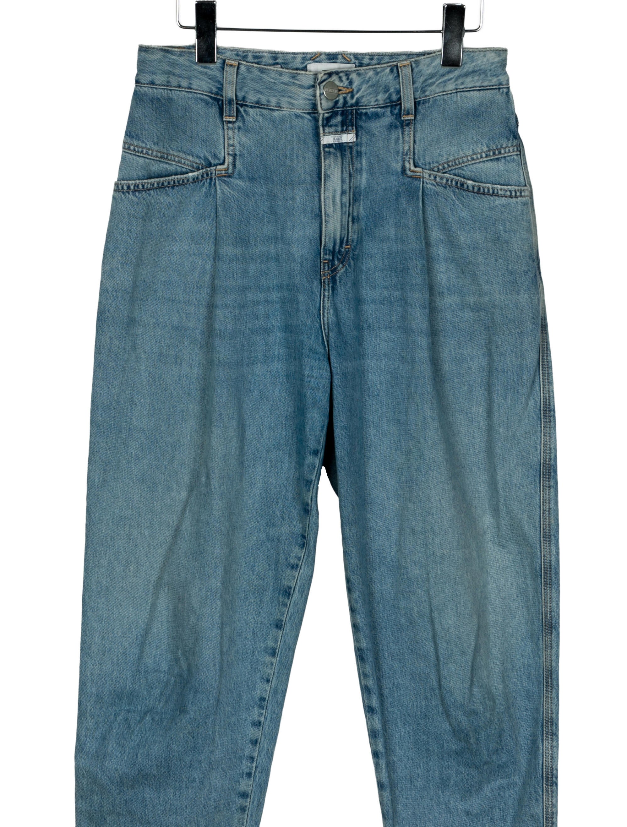 Closed High-Rise Straight Leg Jeans