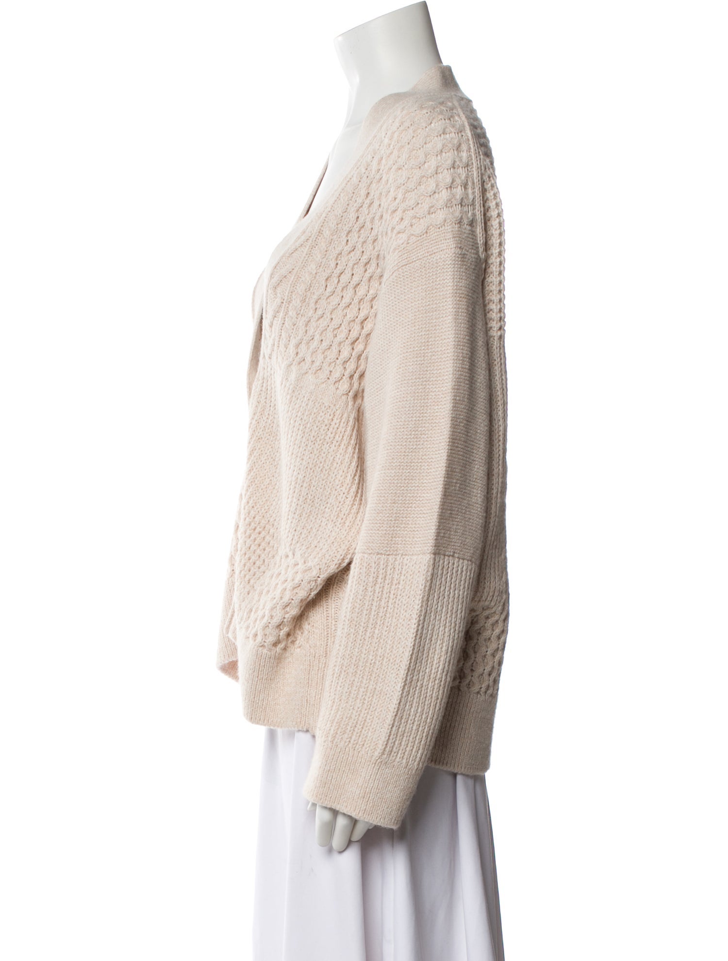 Closed V-Neck Sweater