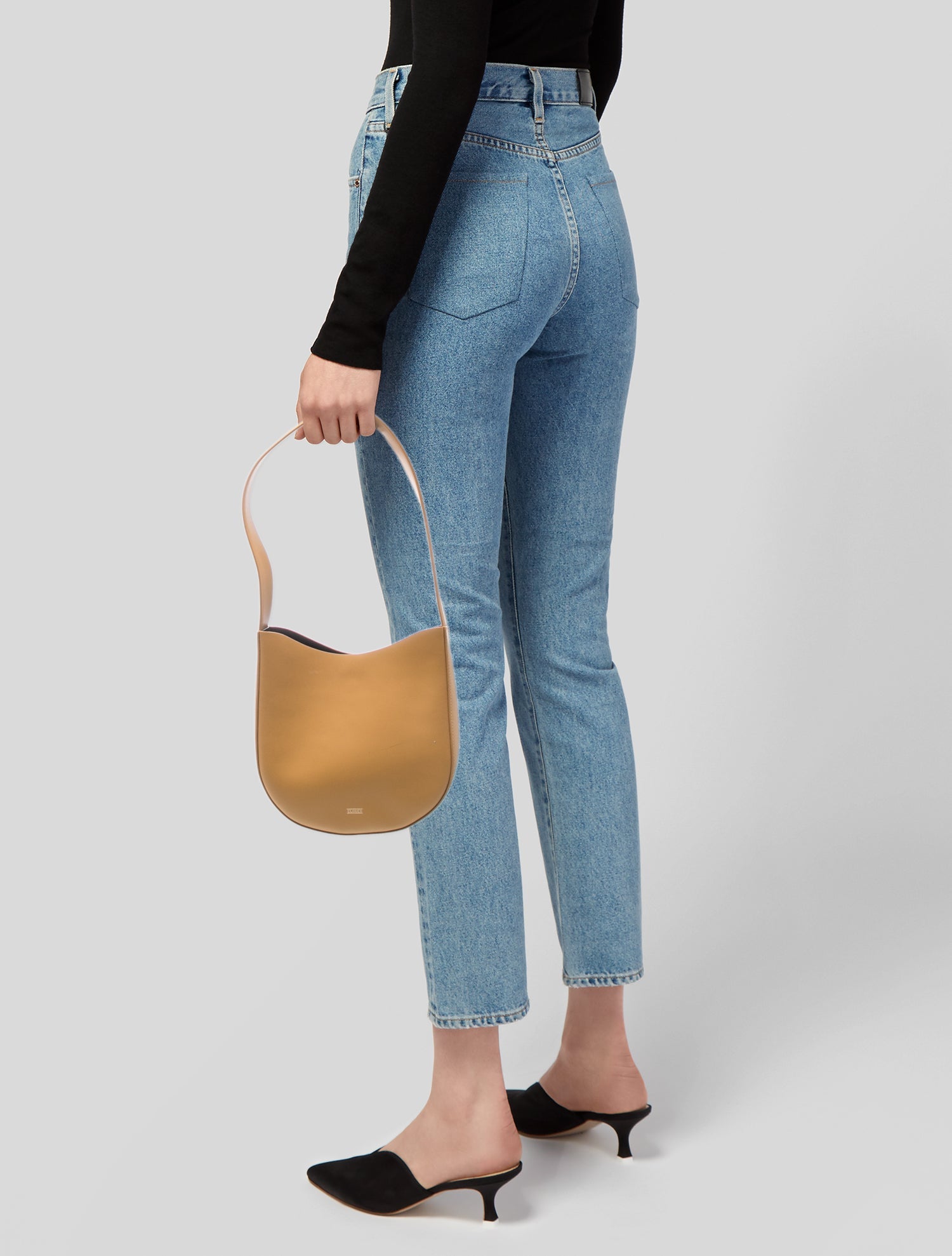 Closed Leather Shoulder Bag