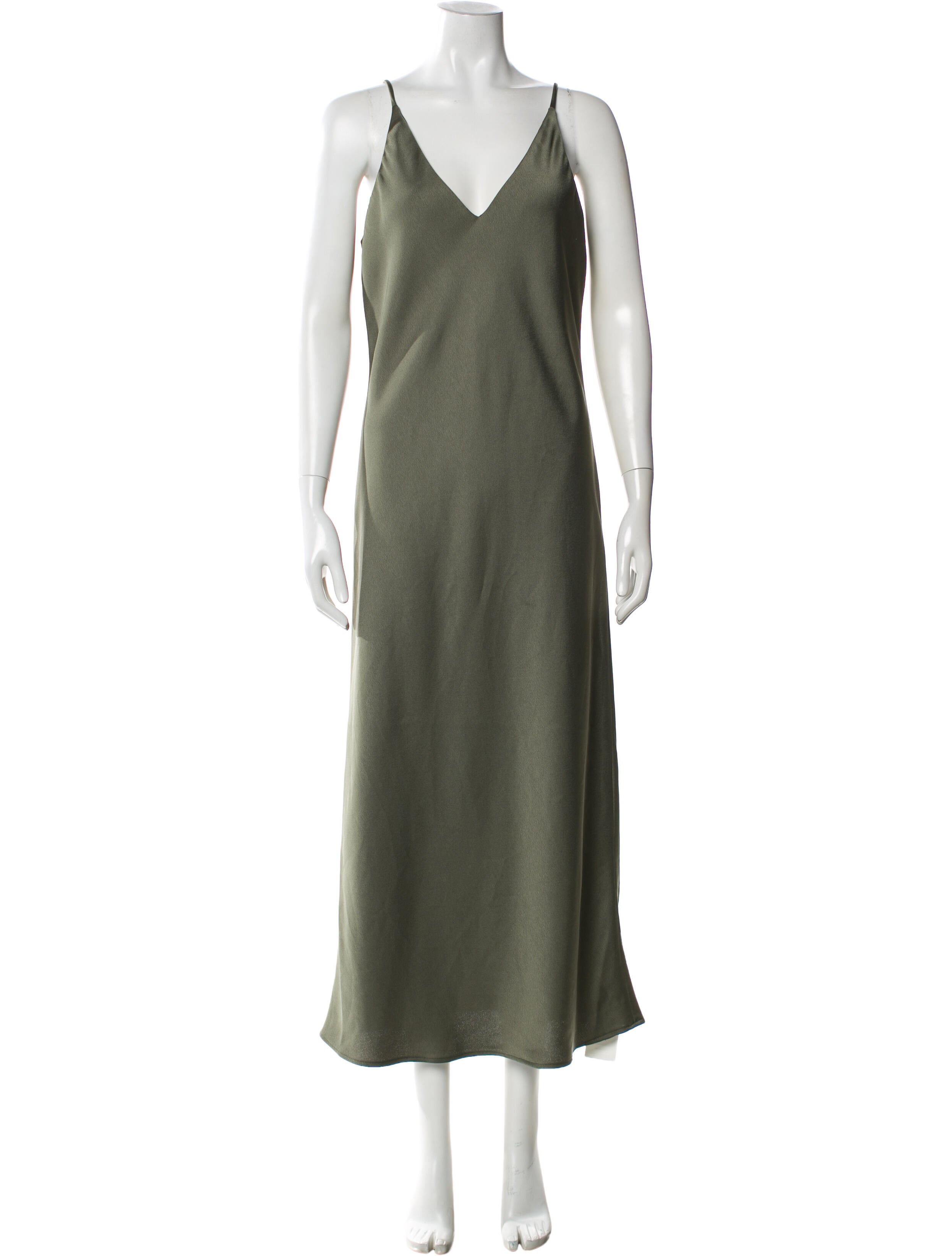 Closed V-Neck Long Dress