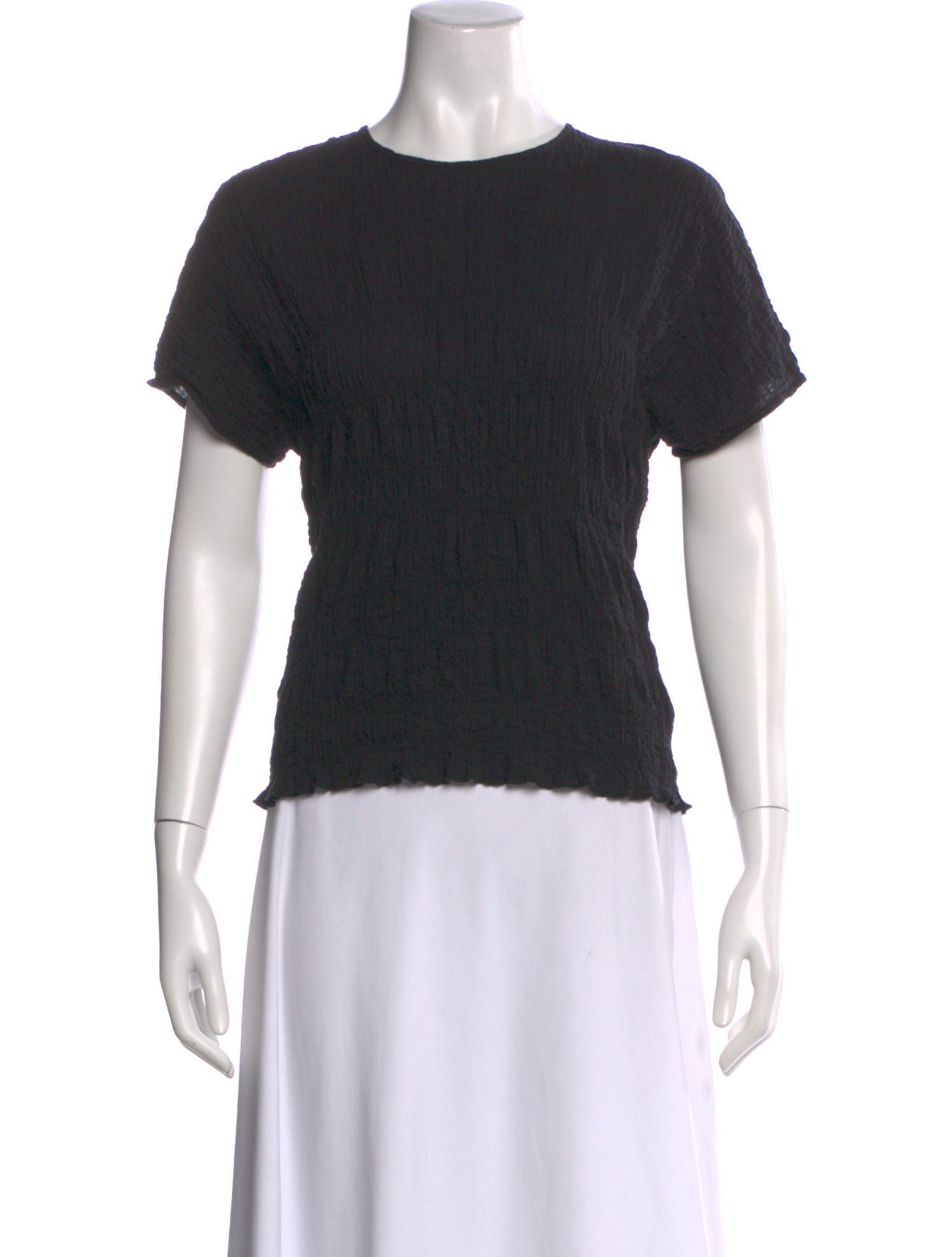 Closed Crew Neck Short Sleeve T-Shirt