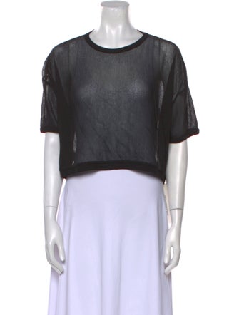 Chimala Scoop Neck Short Sleeve Crop Top