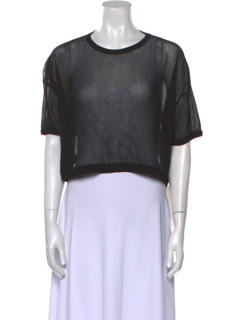 Chimala Scoop Neck Short Sleeve Crop Top