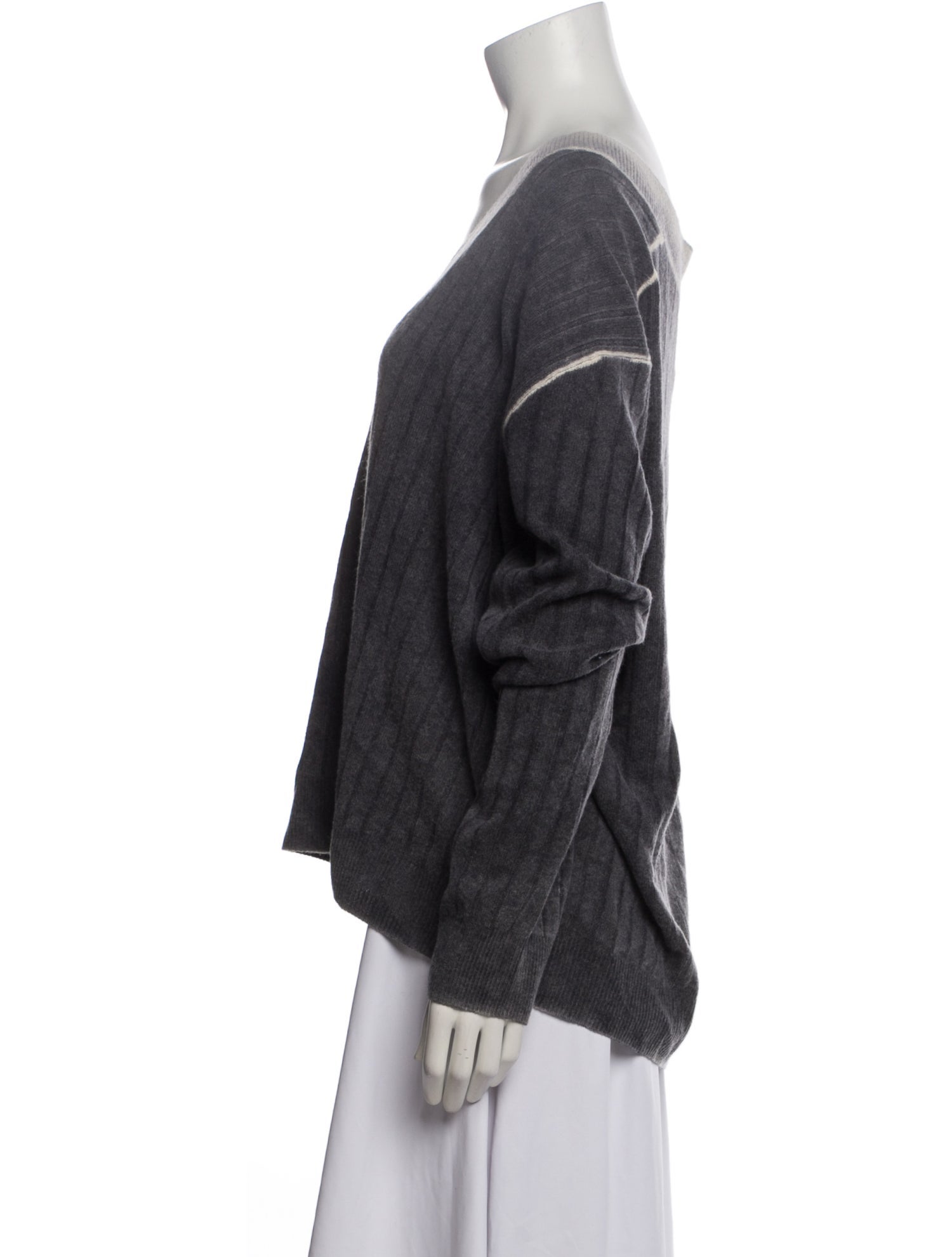 CRUSH. Cashmere V-Neck Sweater w/ Tags