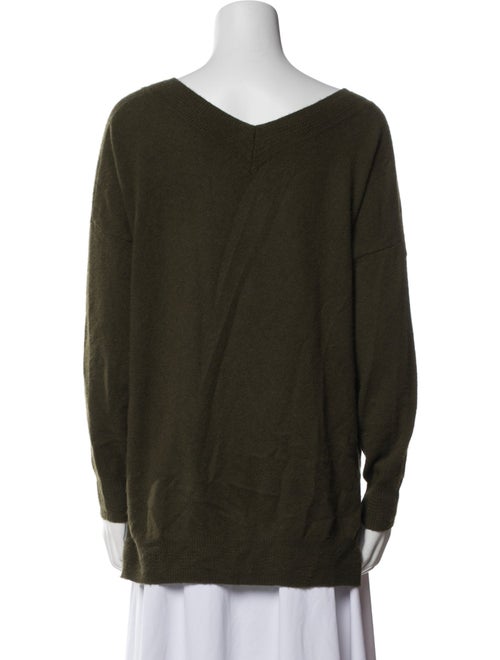 CRUSH. Cashmere V-Neck Sweater