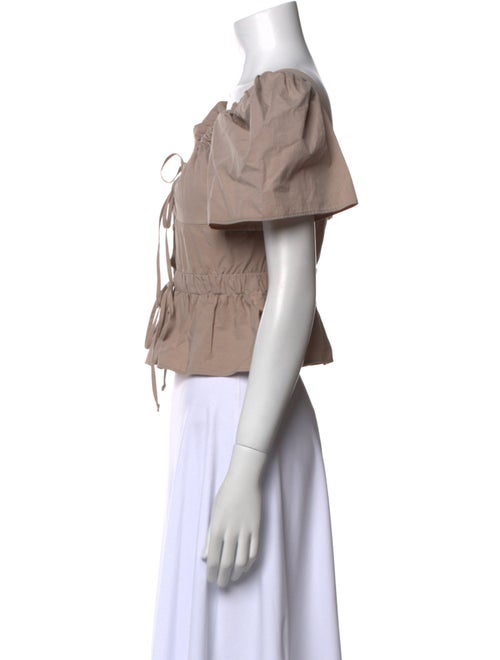 Ciao Lucia Square Neckline Short Sleeve Crop Top