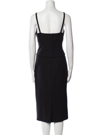 Cinq à Sept V-Neck Midi Length Dress