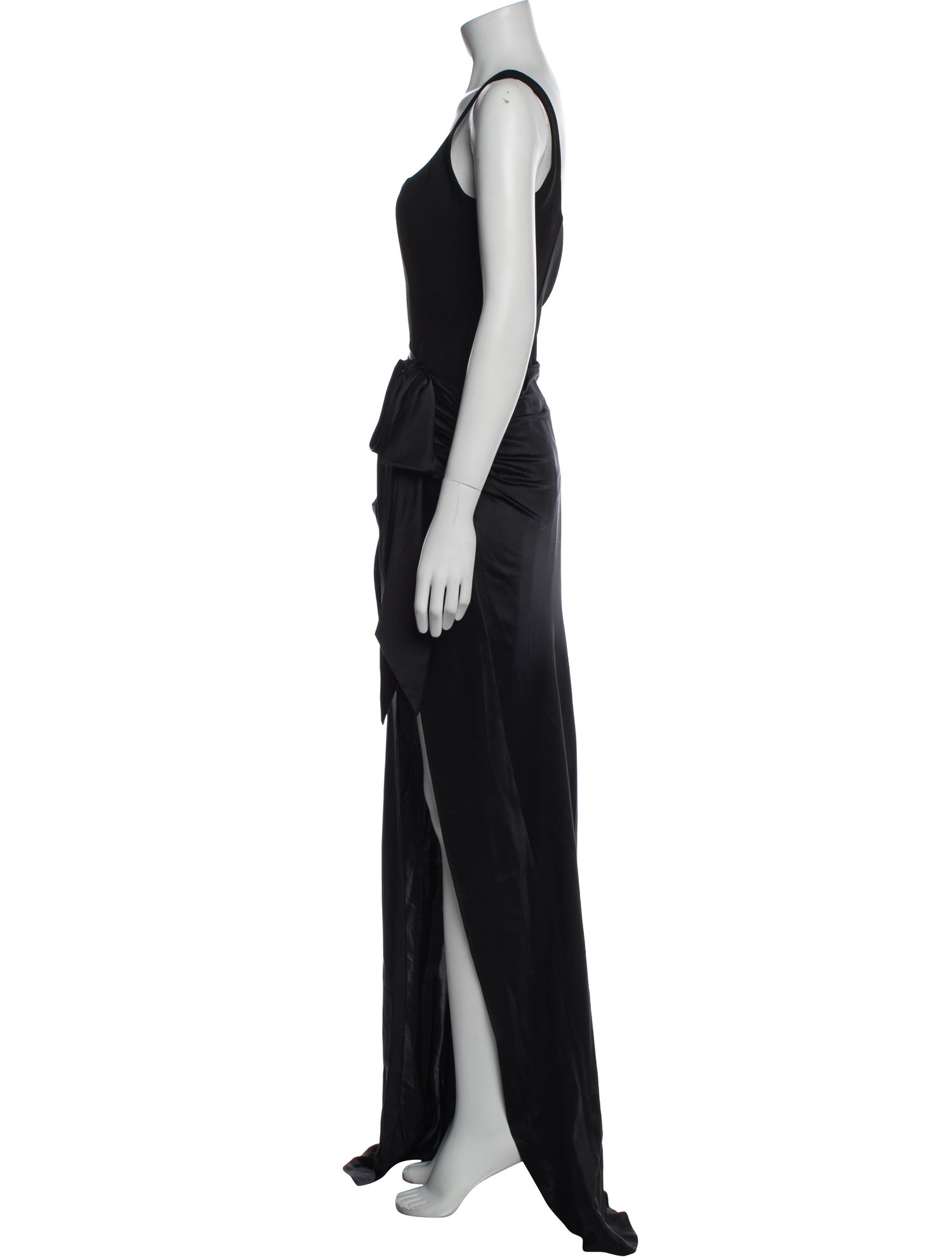 Cinq à Sept Scoop Neck Long Dress