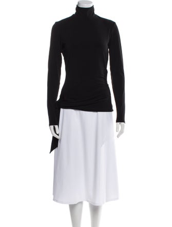 Cinq à Sept Turtleneck Long Sleeve Sweatshirt