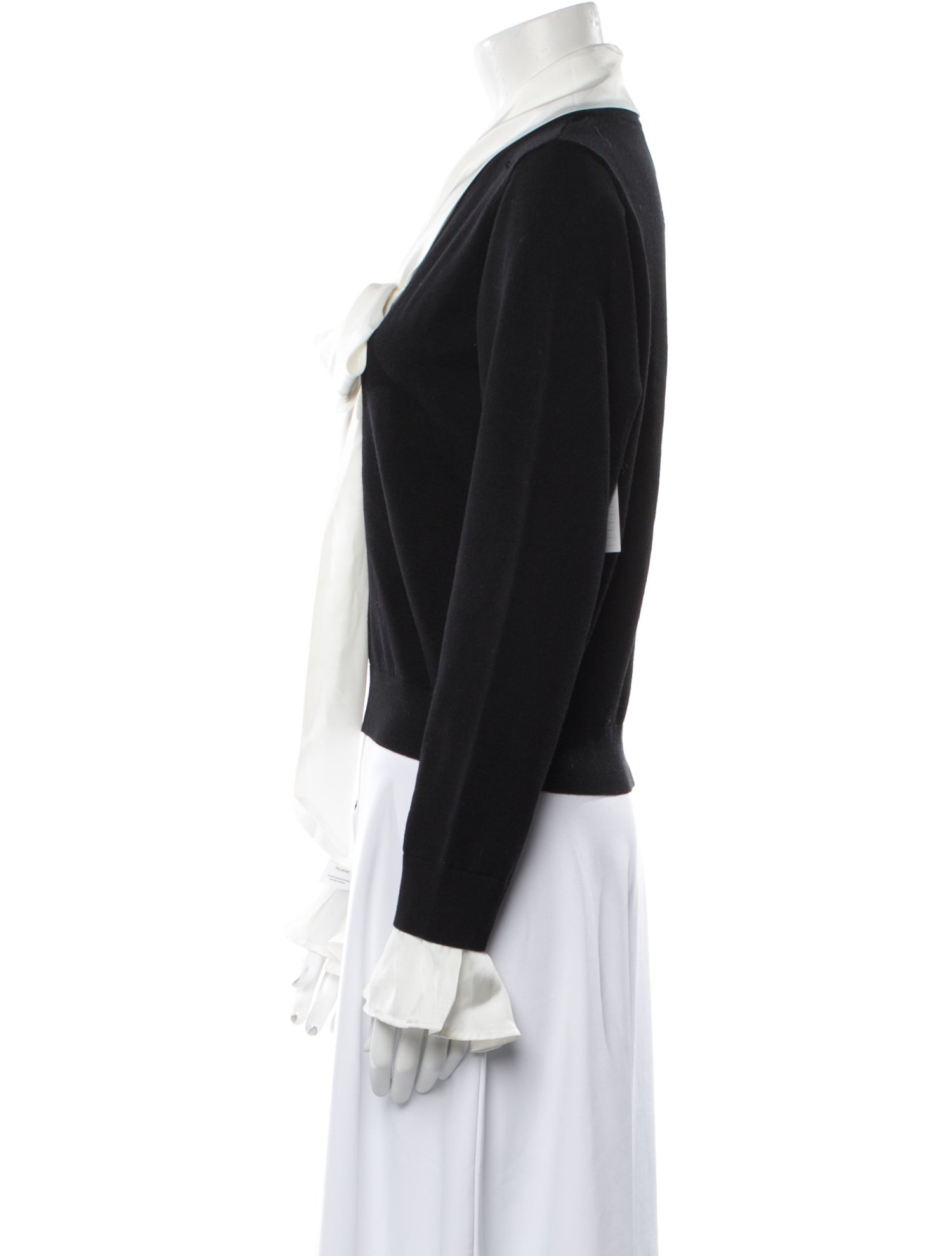 Cinq à Sept V-Neck Long Sleeve Blouse