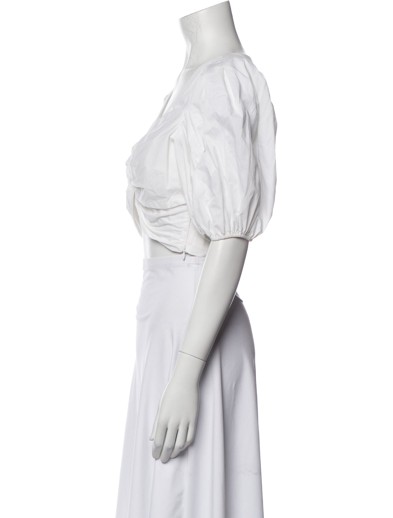 Cinq à Sept V-Neck Short Sleeve Crop Top