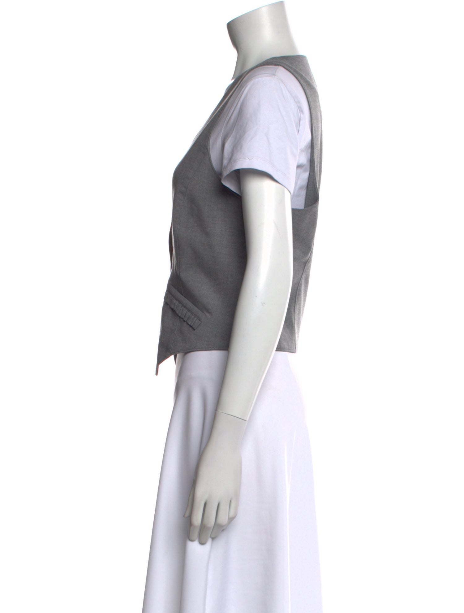 Cinq à Sept V-Neck Short Sleeve Crop Top