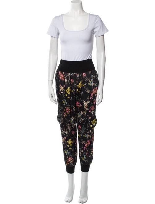 Cinq à Sept Floral Print Pant Set