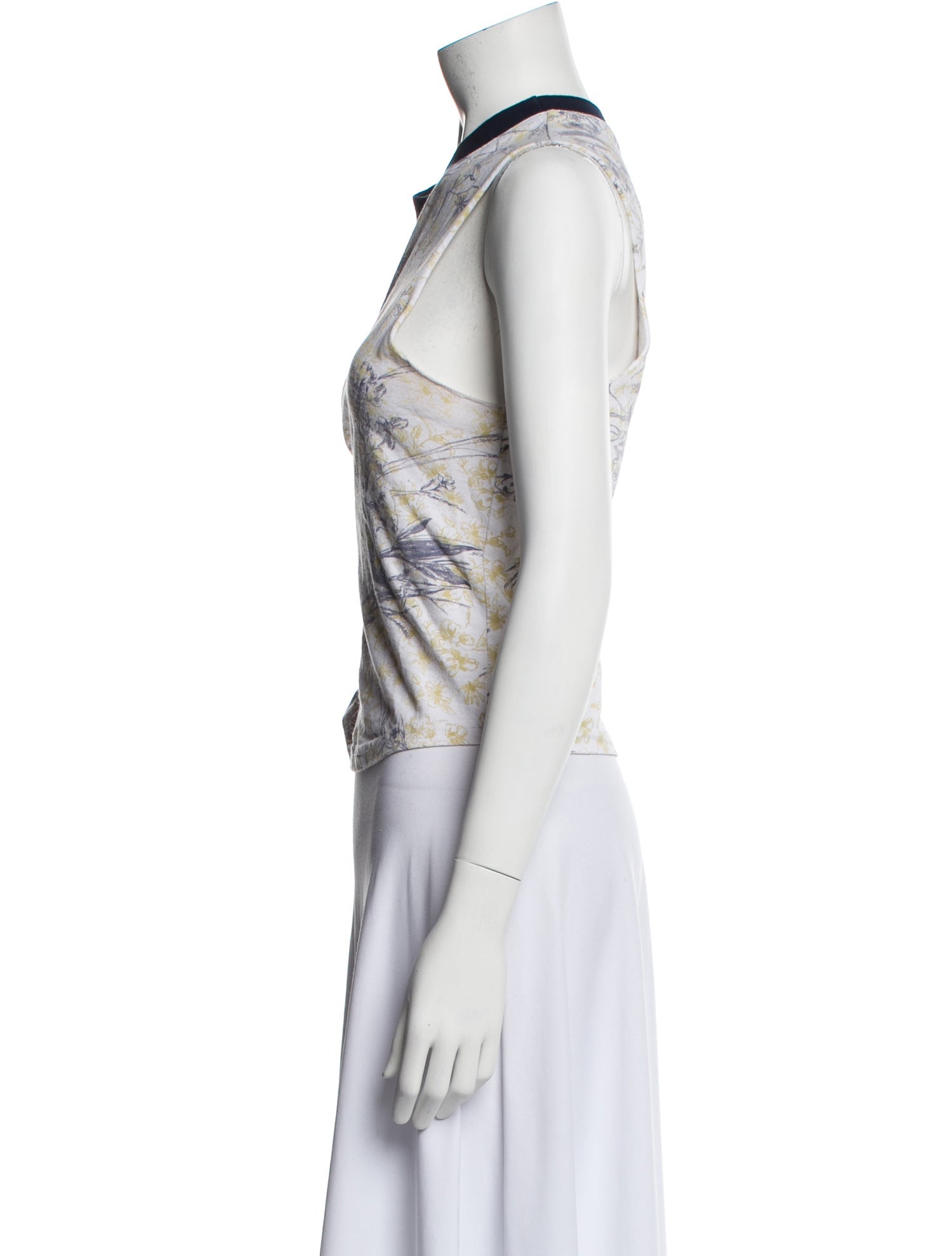 Cinq à Sept Floral Print Crew Neck Top