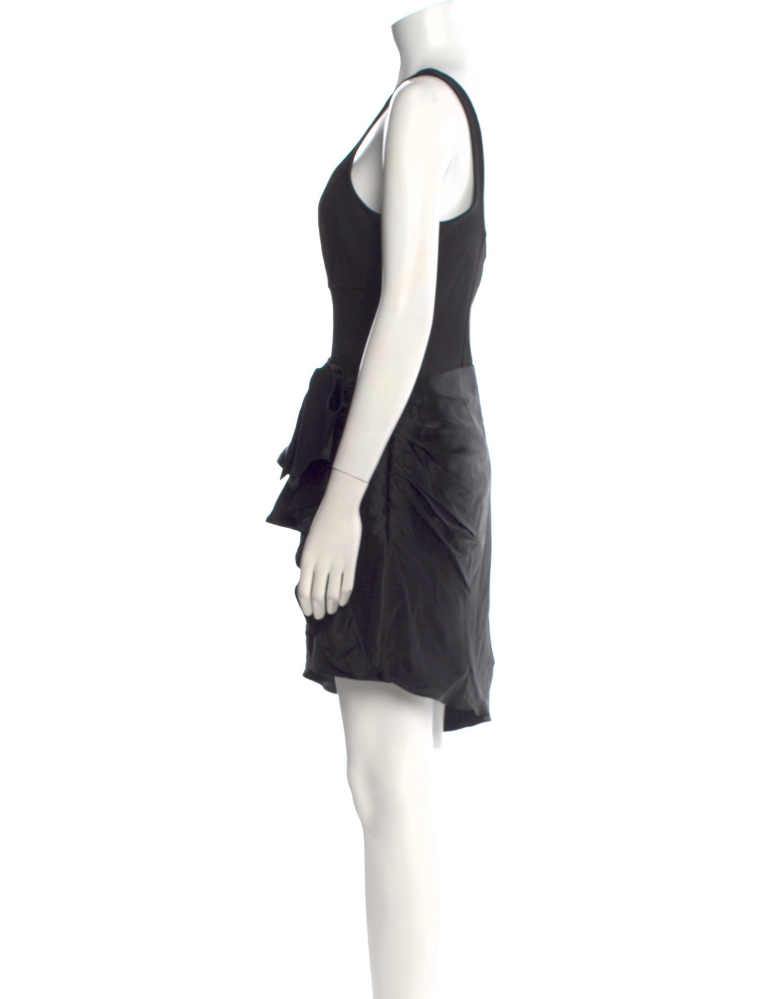 Cinq à Sept Scoop Neck Knee-Length Dress