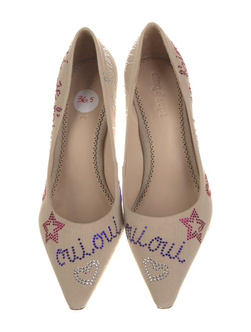 Cinq à Sept Canvas Graphic Print Pumps