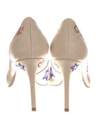 Cinq à Sept Canvas Graphic Print Pumps