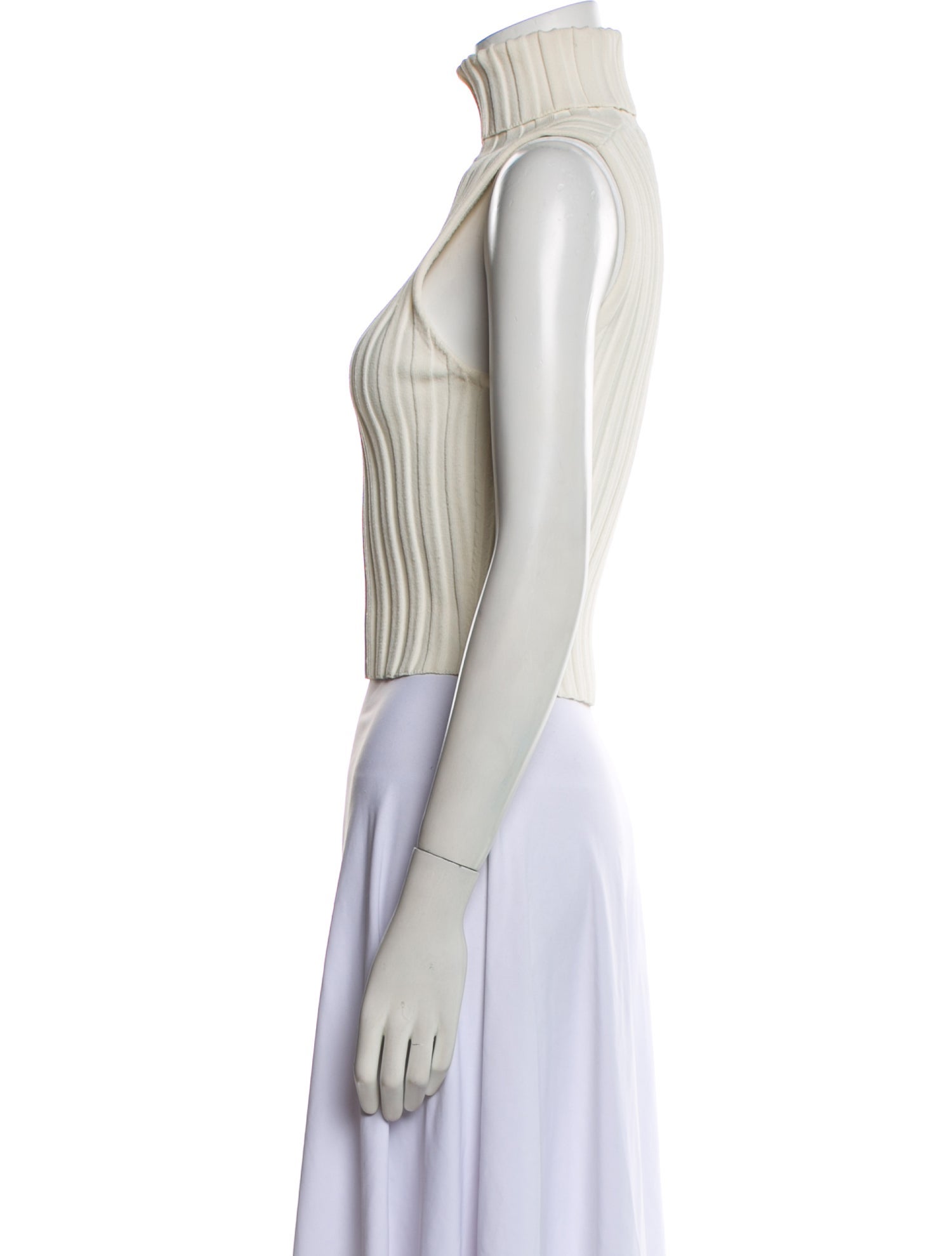 Cinq à Sept Mock Neck Sleeveless Crop Top