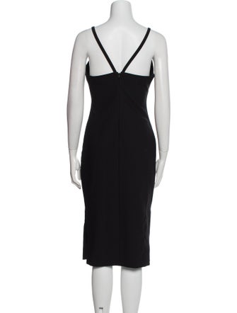 Cinq à Sept V-Neck Midi Length Dress