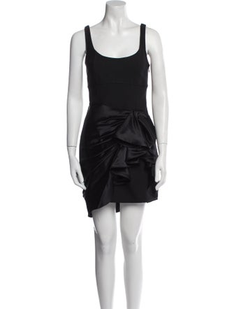 Cinq à Sept Scoop Neck Knee-Length Dress