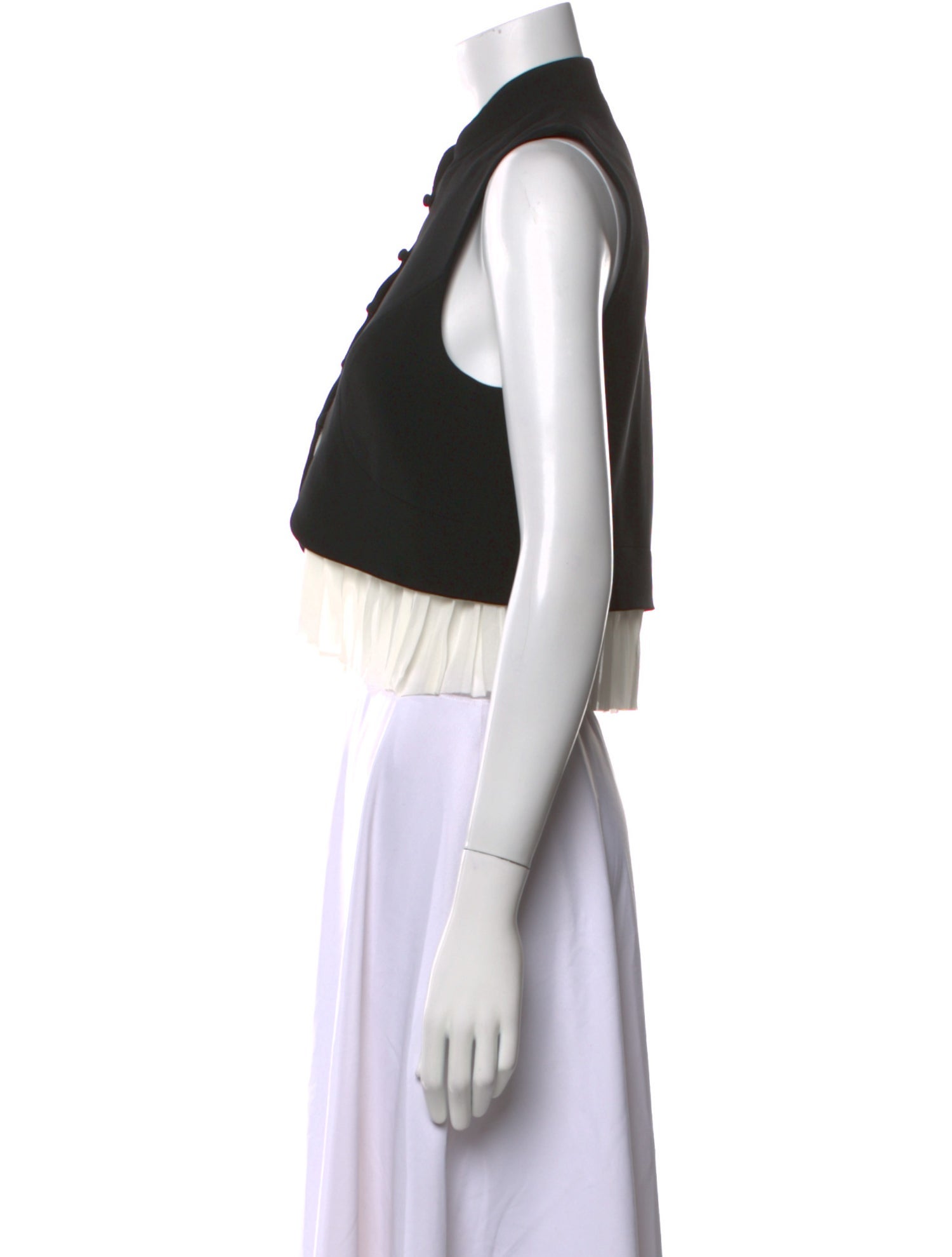 Cinq à Sept V-Neck Sleeveless Crop Top