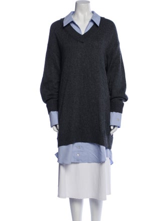 Cinq à Sept V-Neck Sweater