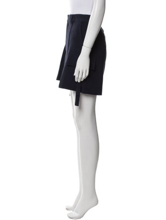 Cinq à Sept Knee-Length Shorts