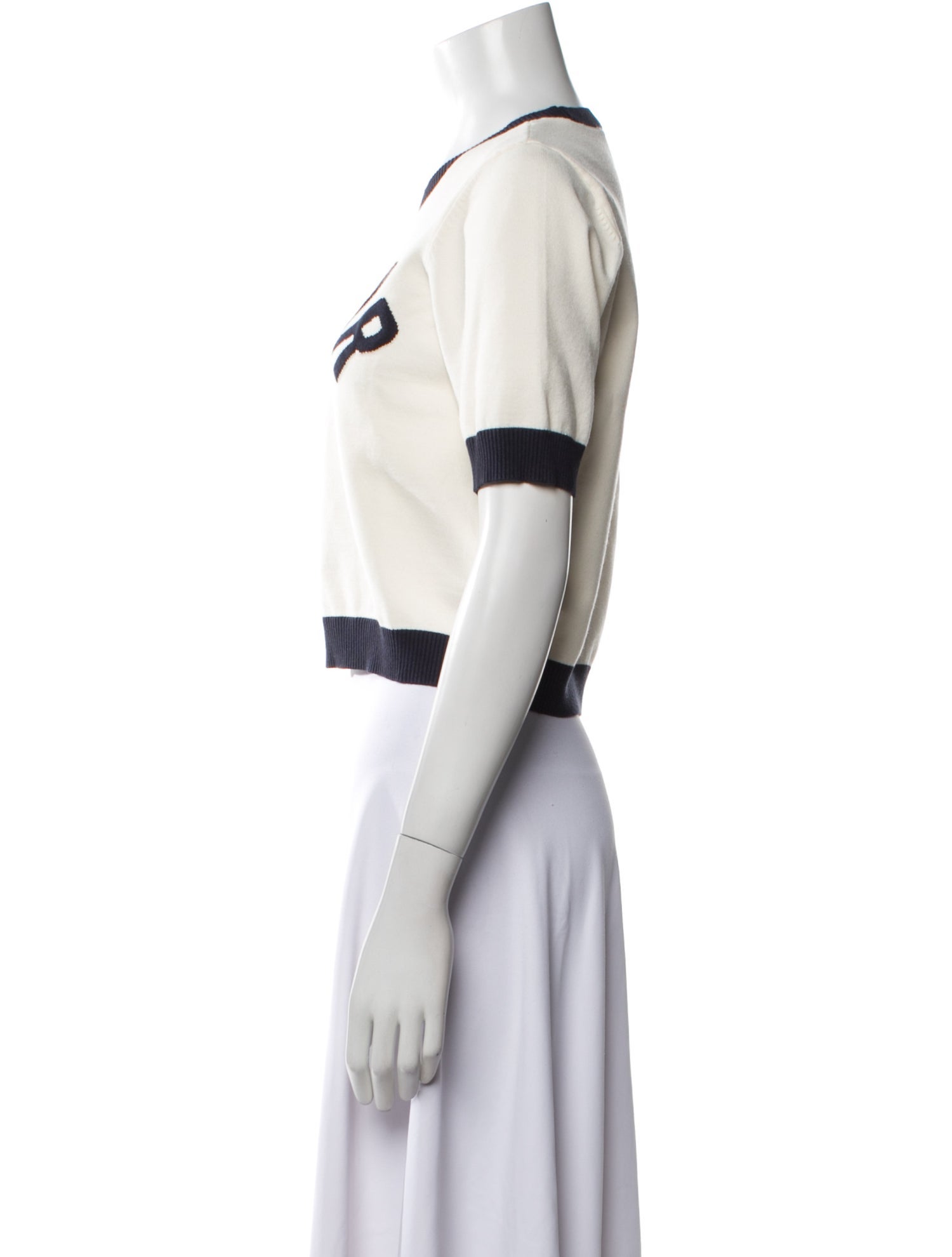 Cinq à Sept Graphic Print Crew Neck Crop Top