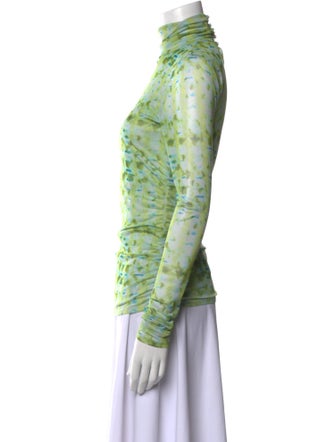 Cinq à Sept Printed Turtleneck Top