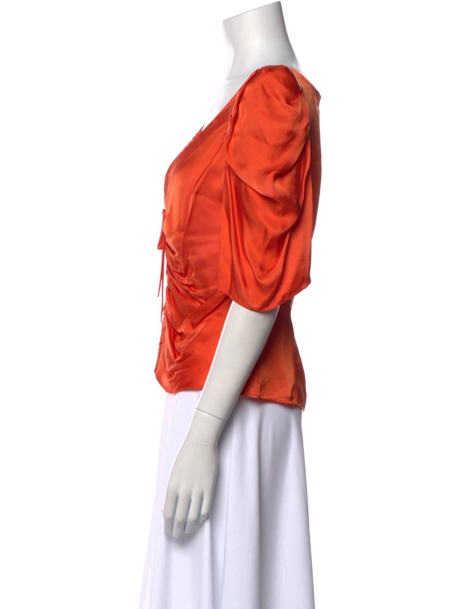 Cinq à Sept V-Neck Short Sleeve Crop Top