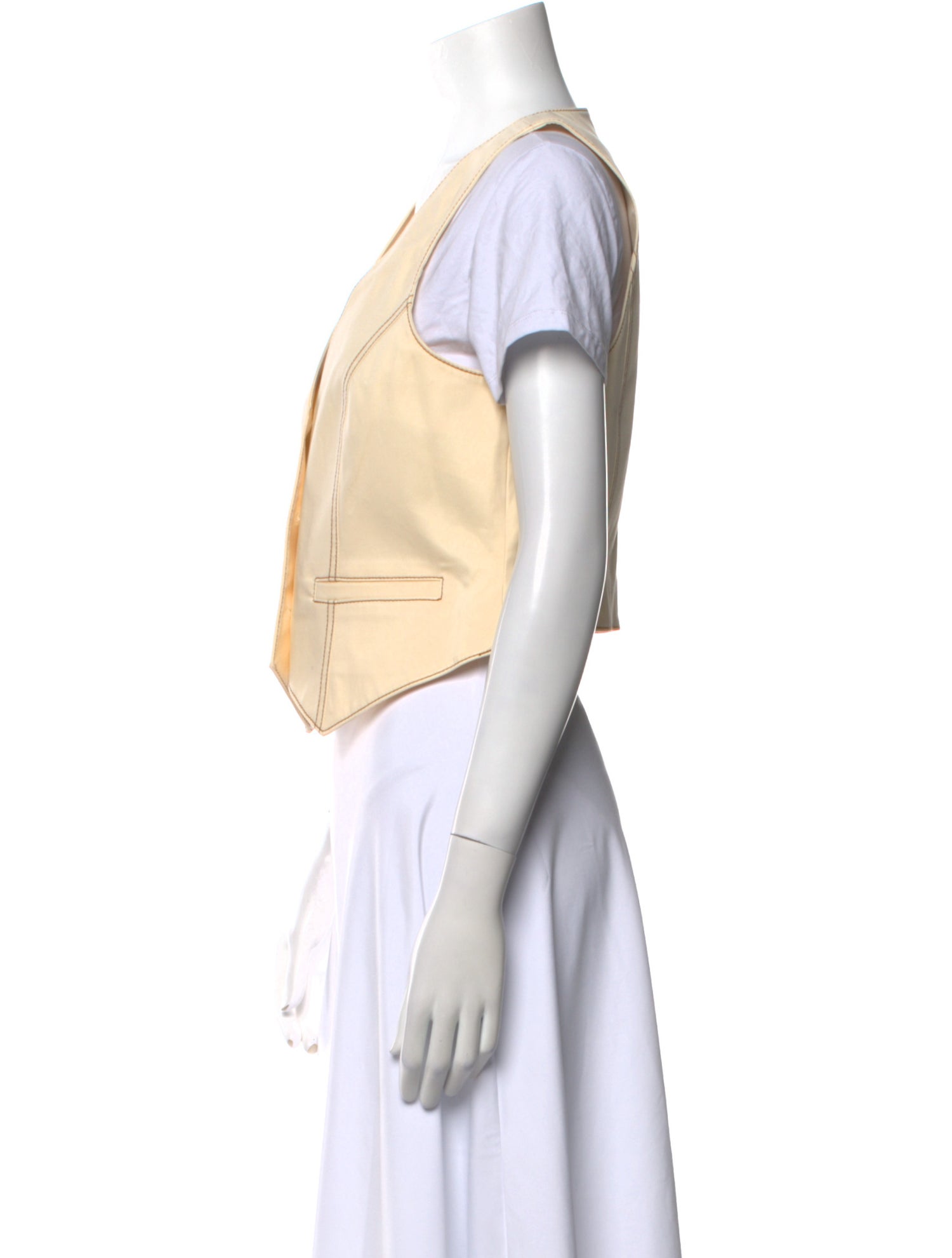 Cinq à Sept V-Neck Short Sleeve Crop Top