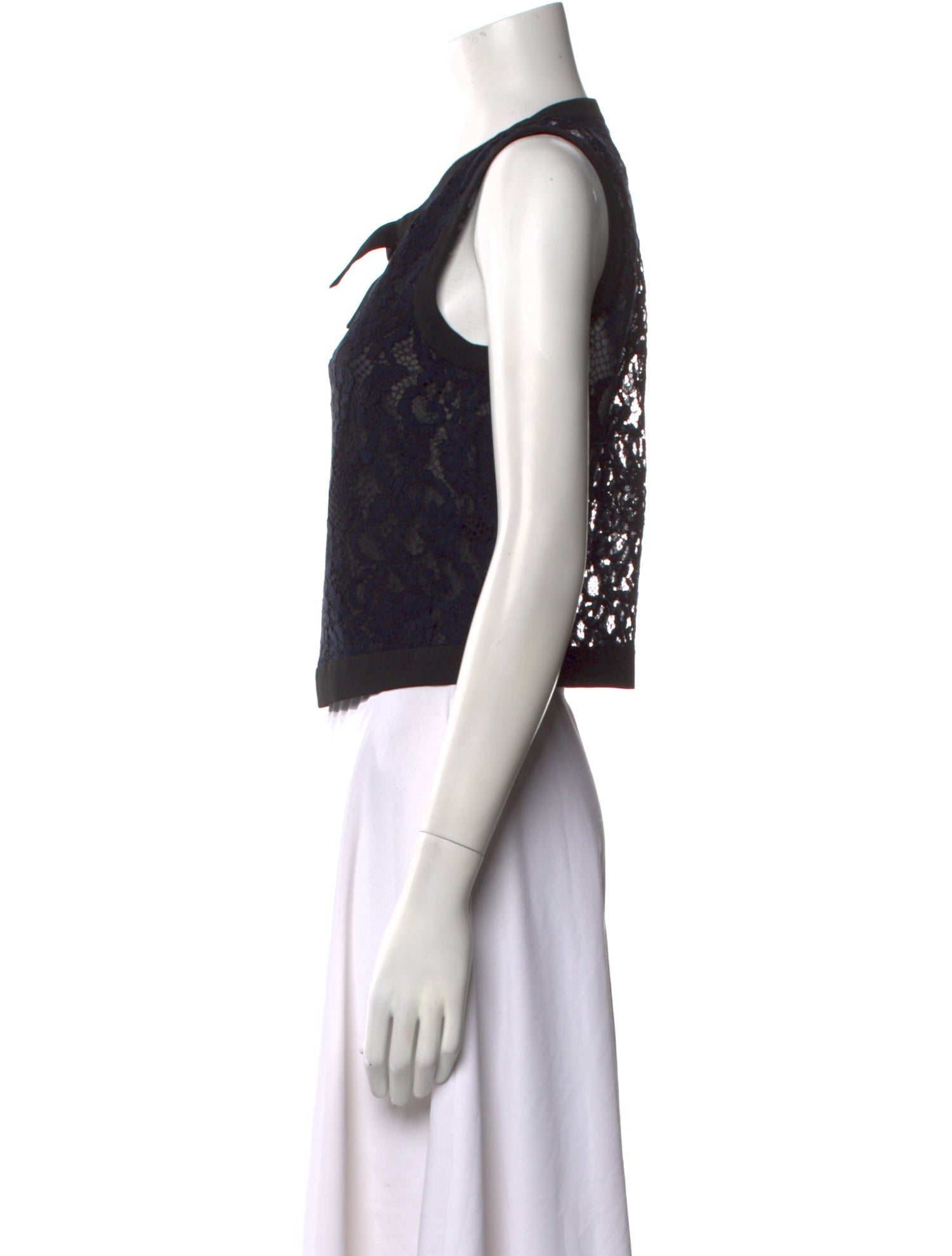 Claudie Pierlot Lace Pattern Crew Neck Crop Top