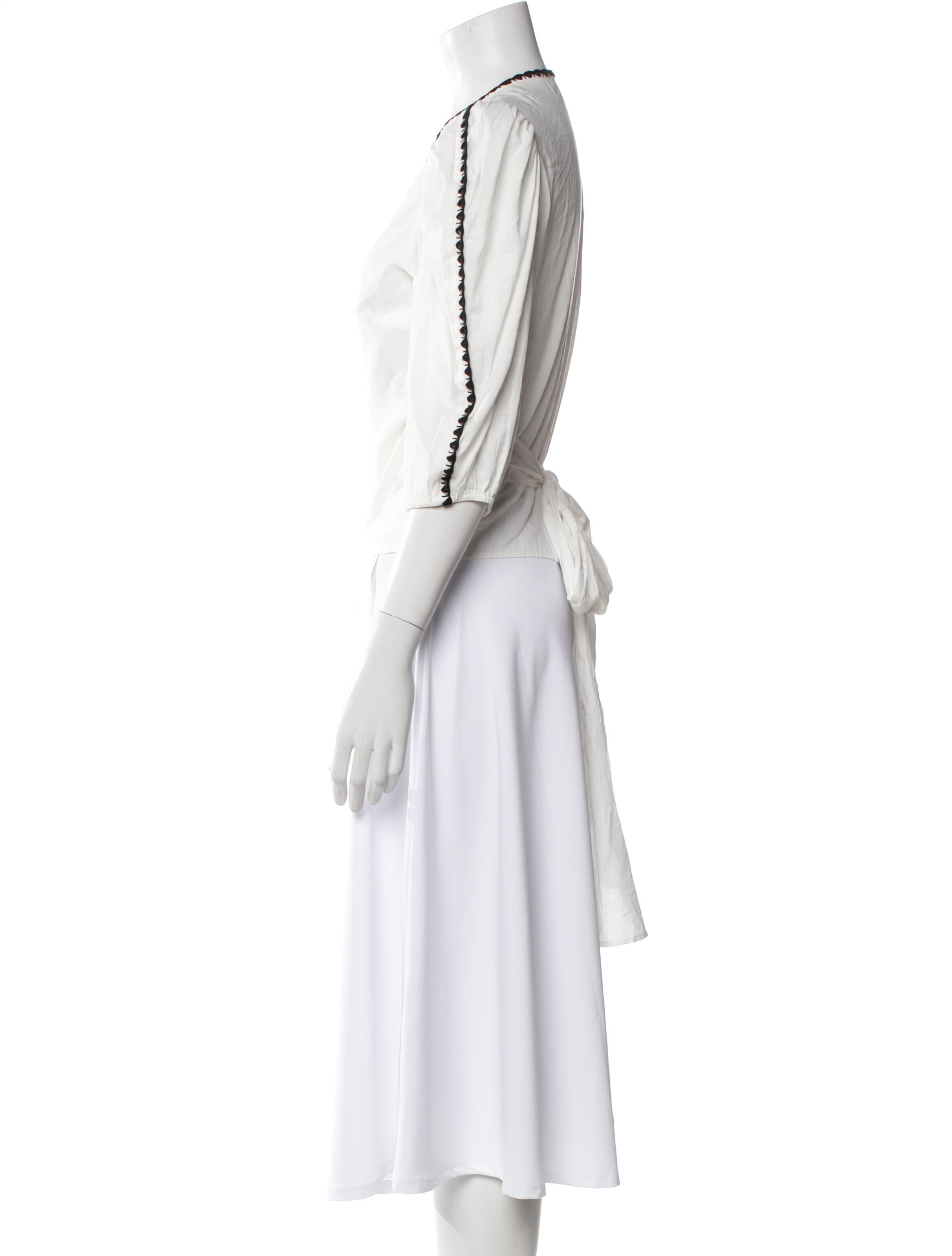 Claudie Pierlot V-Neck Three-Quarter Sleeve Crop Top