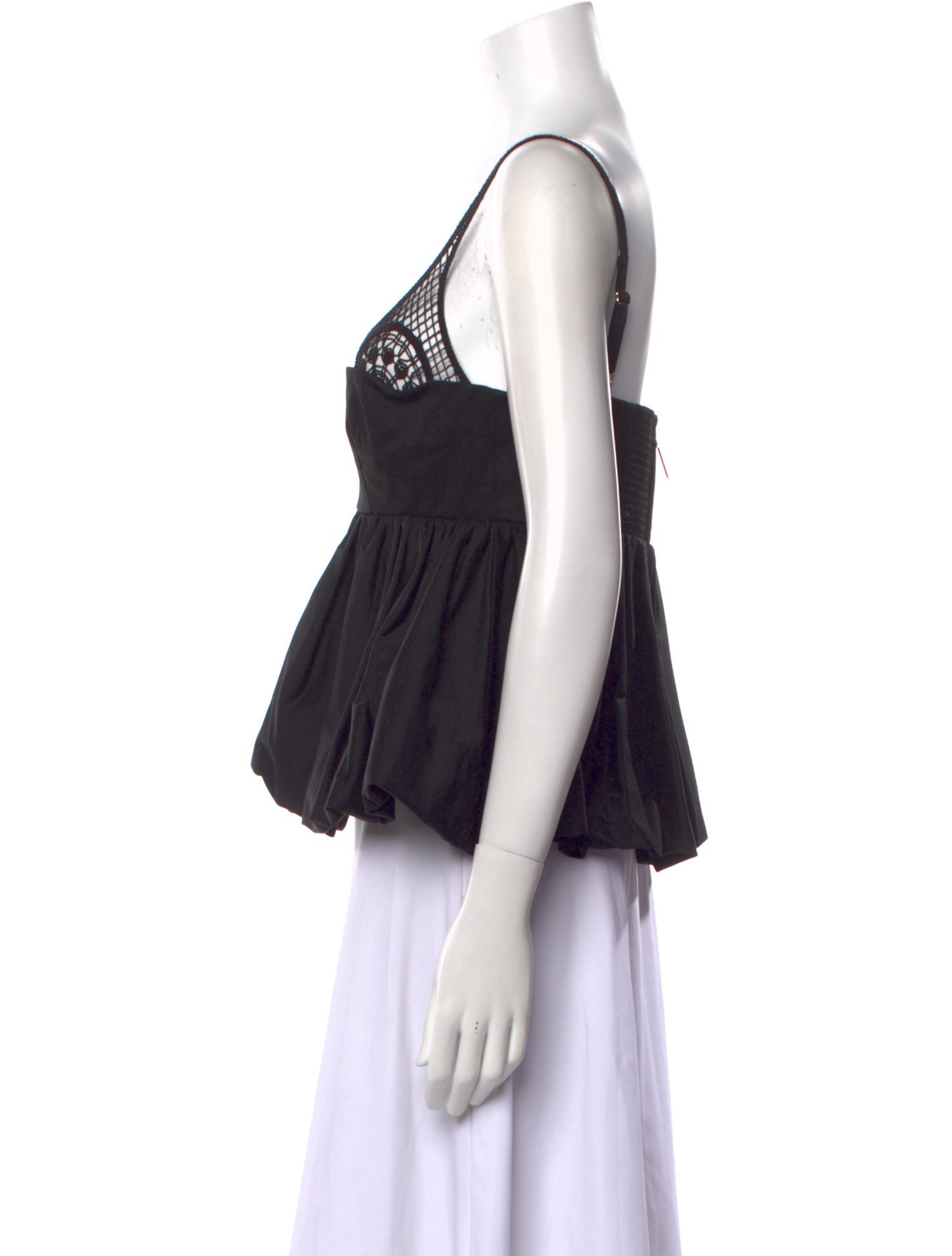 CLEA Square Neckline Sleeveless Crop Top