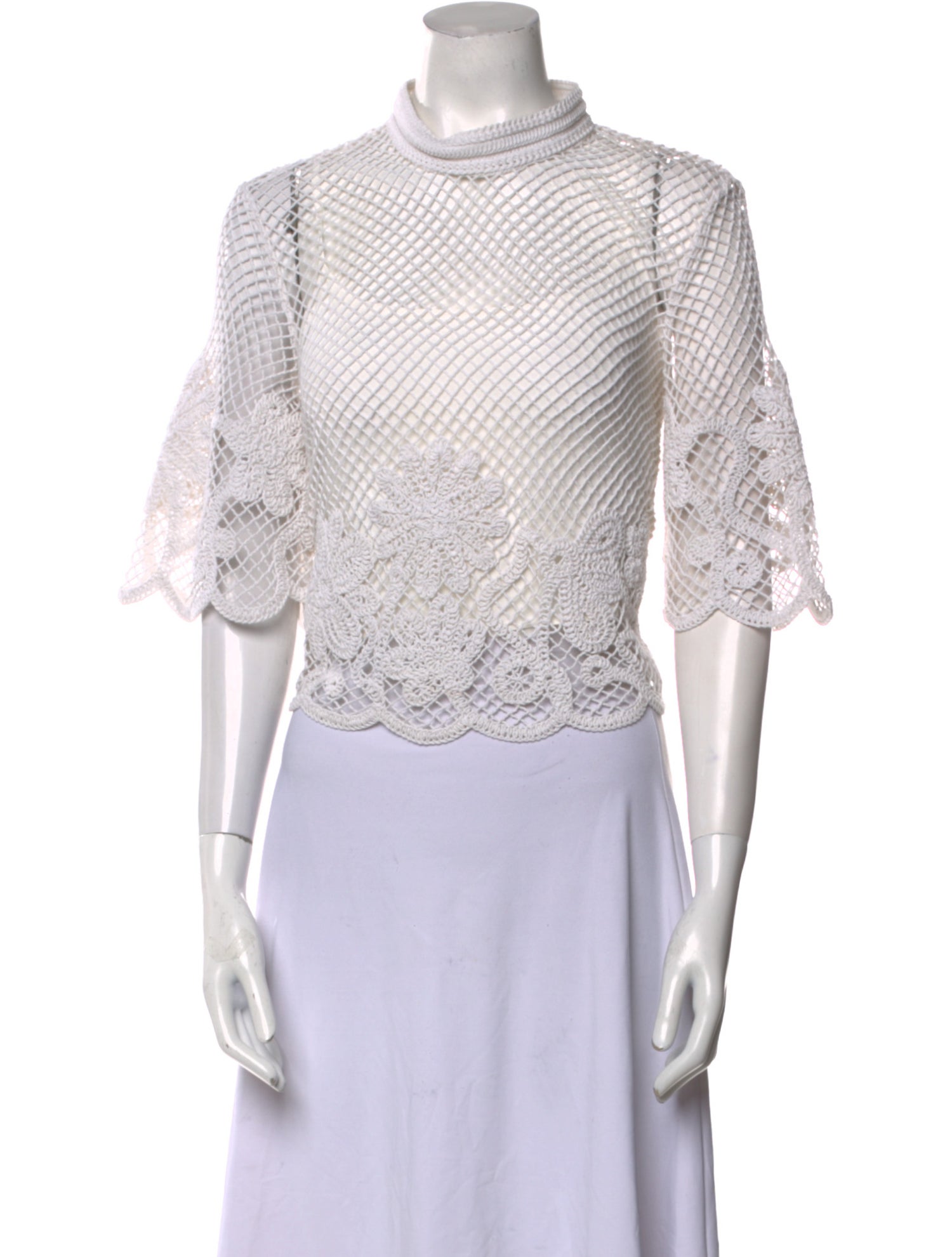 CLEA Lace Pattern Mock Neck Crop Top