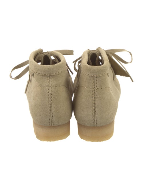 Clarks x KITH New York Yankees Wallabee Suede Lace-Up Boots