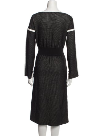 Colovos Plaid Print Midi Length Dress