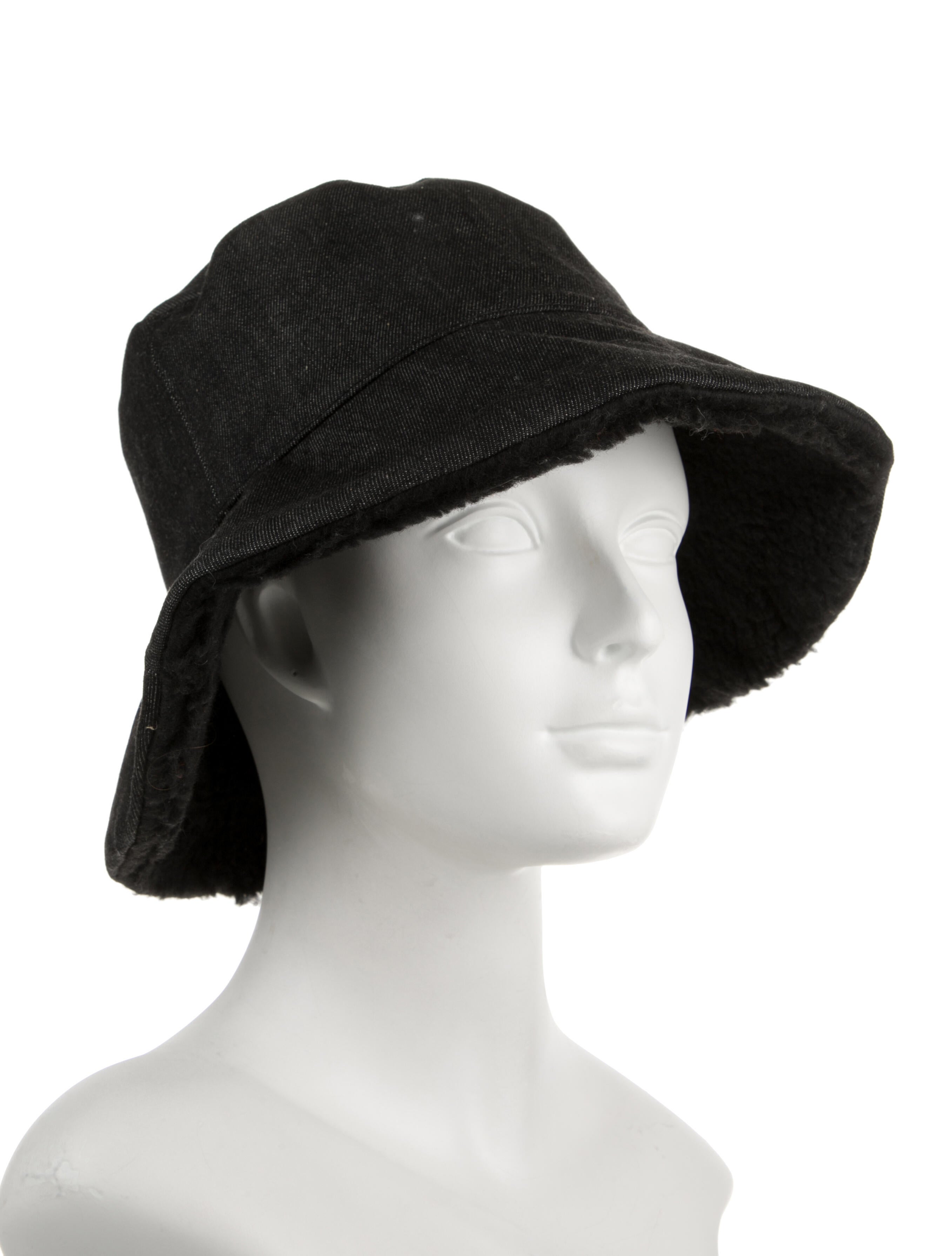 Clyde Solid Bucket Hat