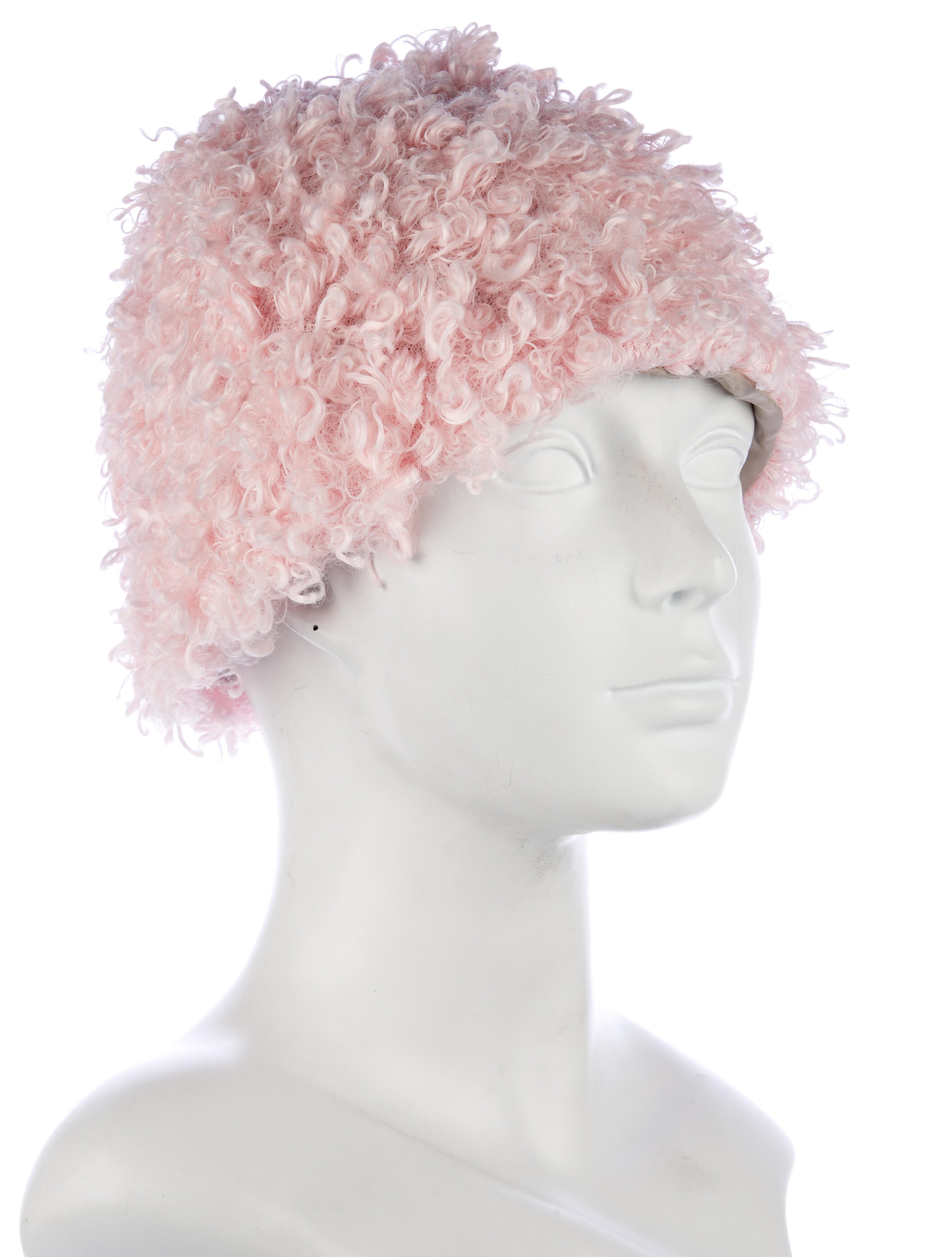 Clyde Beanie With Curly Knit Texture w/Tags