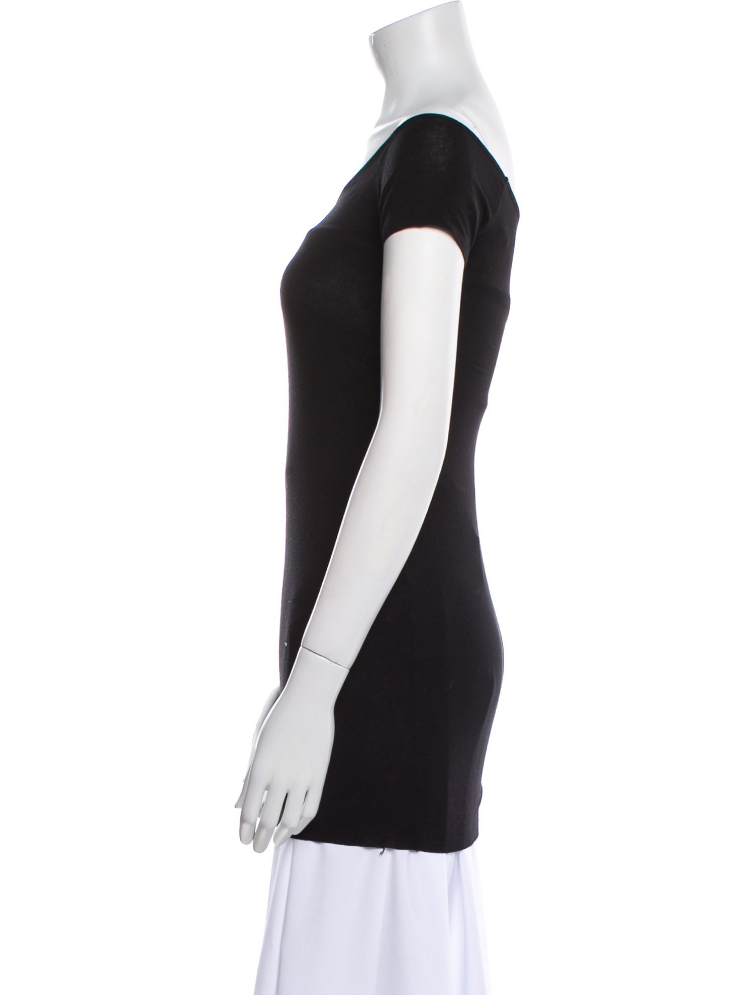 Clayton Off-The-Shoulder Short Sleeve Tunic