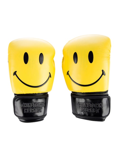 Market Chinatown Market Smily Boxing Gloves