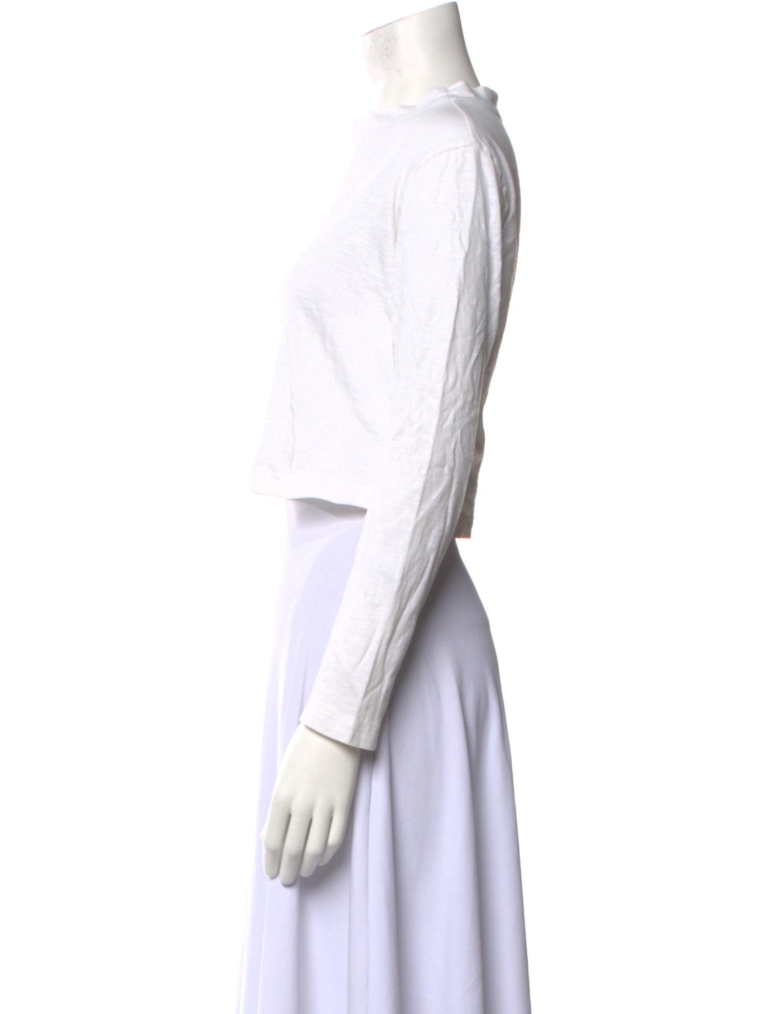 Market Crew Neck Long Sleeve Crop Top