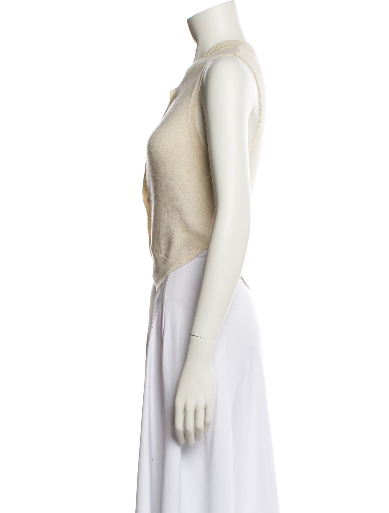 CORDERA Merino Wool V-Neck Sweater