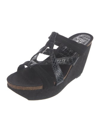 Couture Donald J Pliner Printed T-Strap Sandals