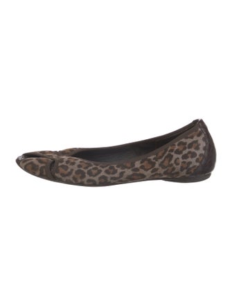 Couture Donald J Pliner Leather Animal Print Flats