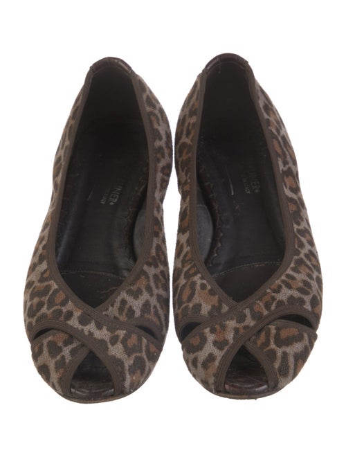 Couture Donald J Pliner Leather Animal Print Flats